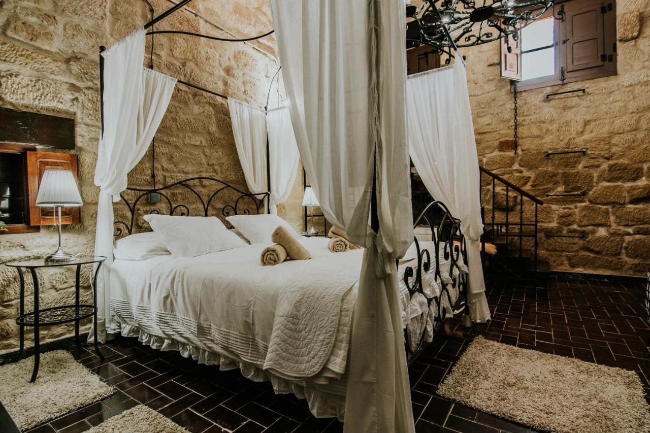 Durmiendo Como Reyes En La Rioja Cihuri Exteriér fotografie